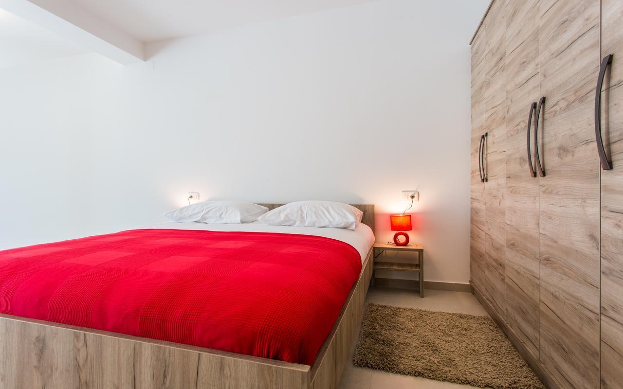 Apartments Viktorija 2 Baška Eksteriør billede