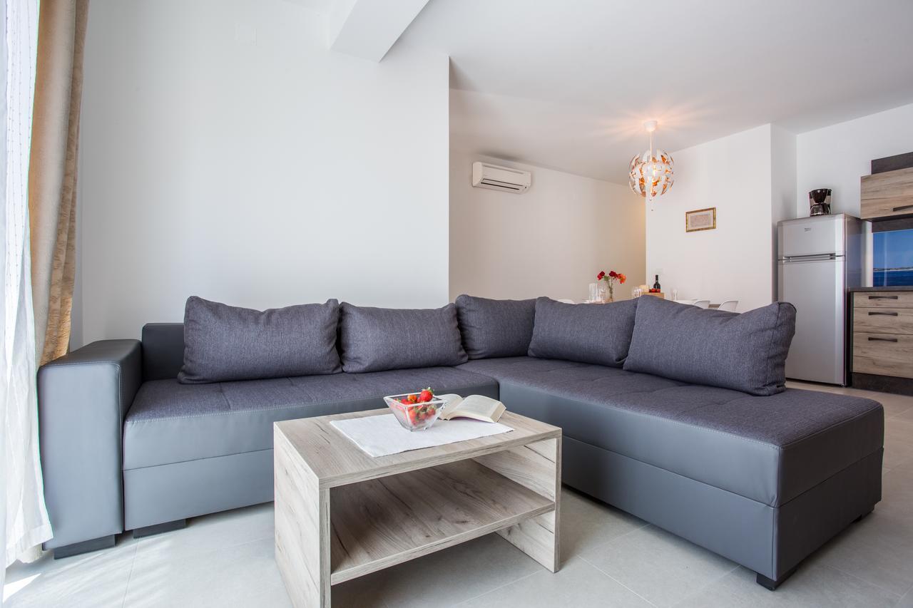 Apartments Viktorija 2 Baška Eksteriør billede