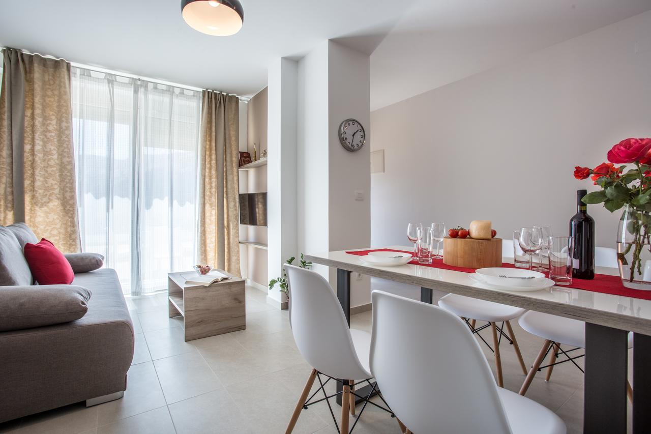 Apartments Viktorija 2 Baška Eksteriør billede