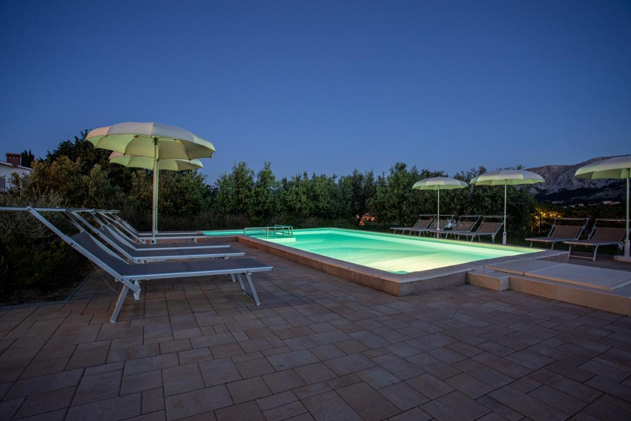 Apartments Viktorija 2 Baška Eksteriør billede